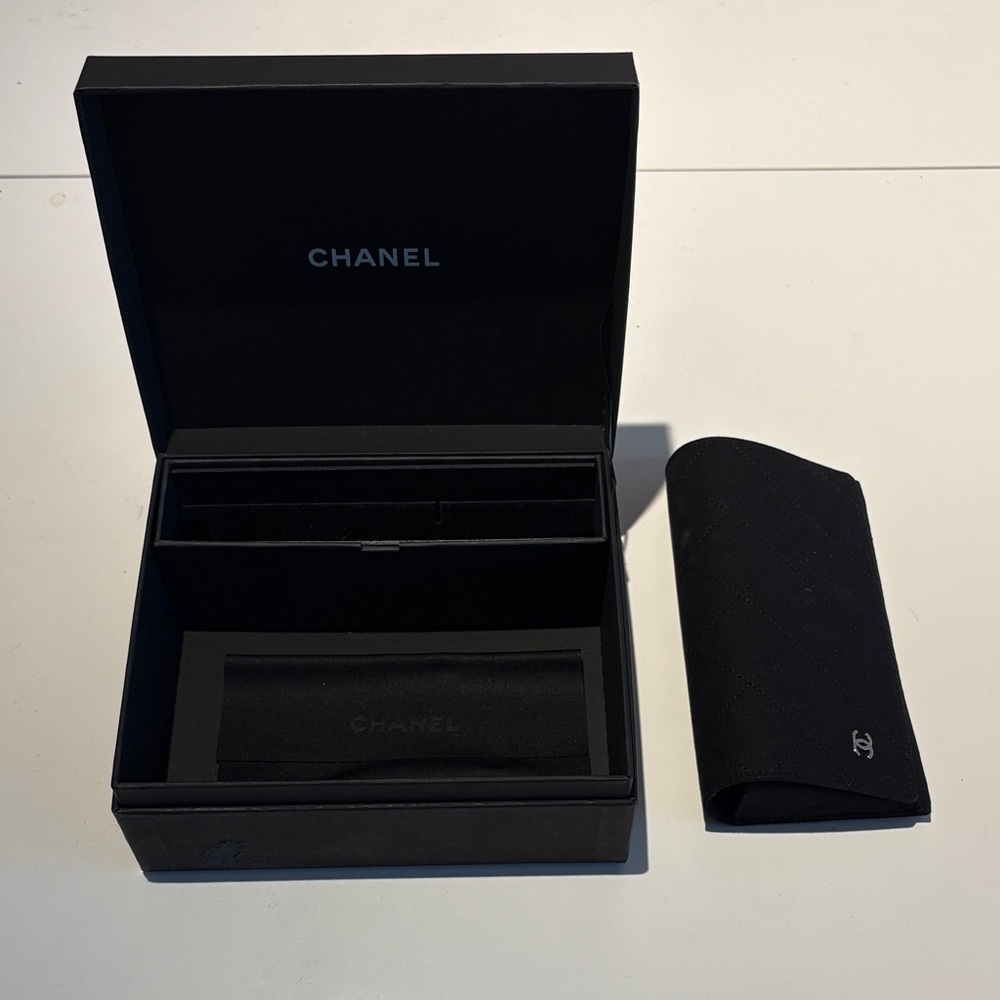 CHANEL Black Sunglasses Set